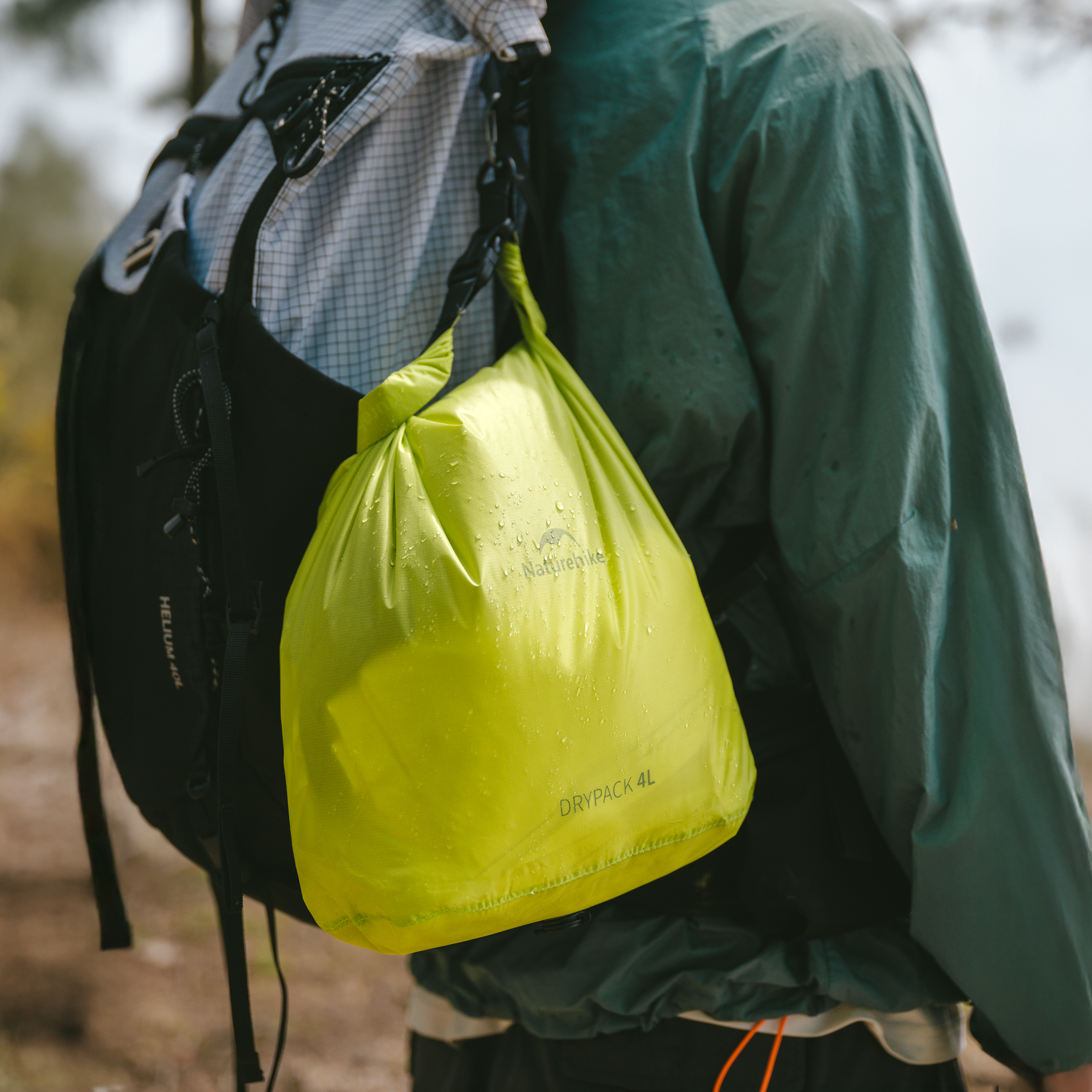 Naturehike ultralehký vodotěsný vak s kompresí 4l - bílý